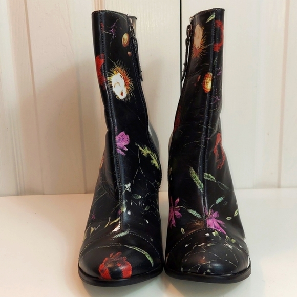 Vintage Matisse Graffiti Black Floral Zip Ankle Boot 8.5 - Picture 5 of 13
